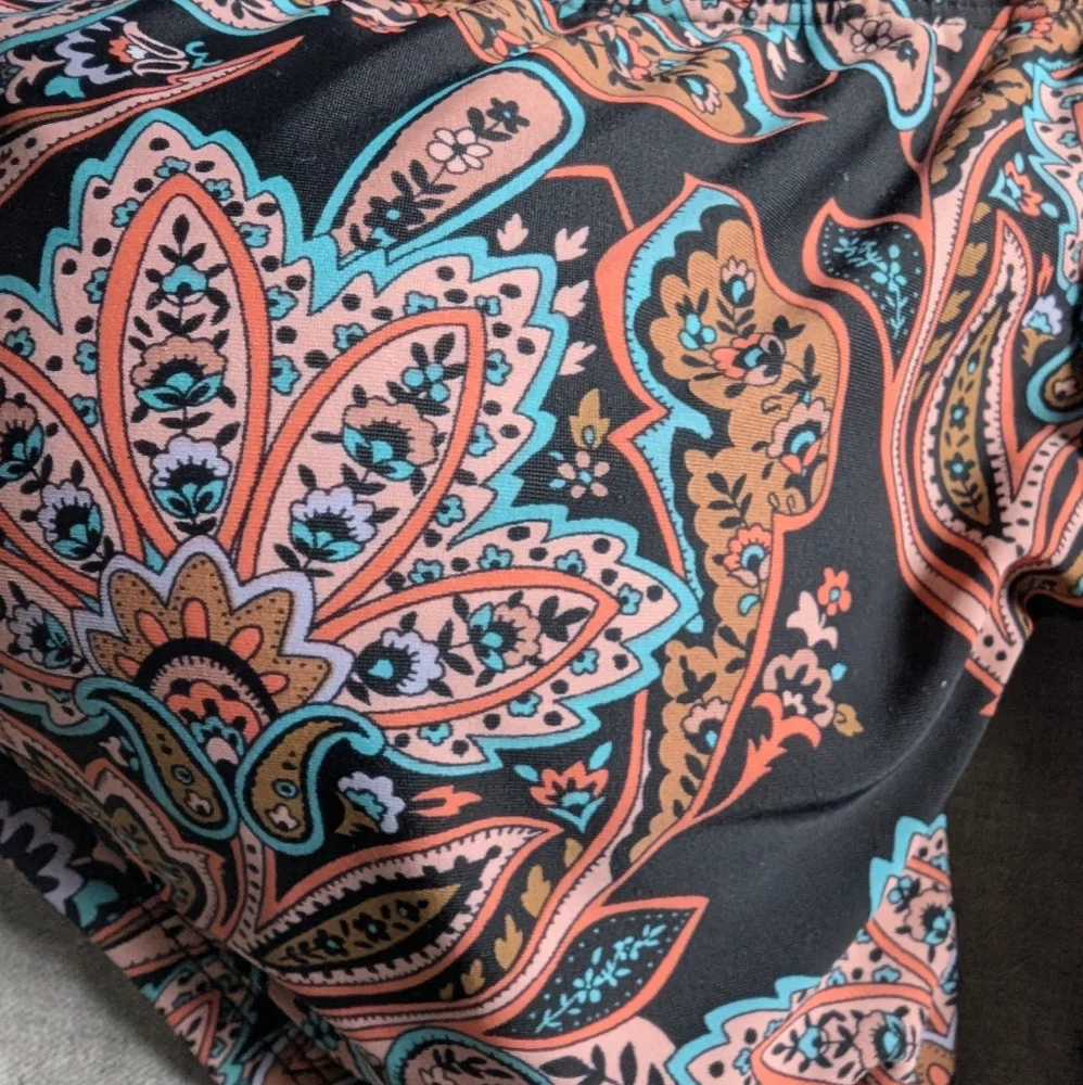 Paisley Halter High Neck Bikini Top 1X‎ NWT